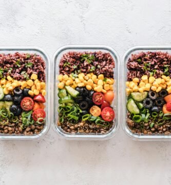 alimentos permitidos en una dieta sin lactosa como frutas verduras pescado y legumbres